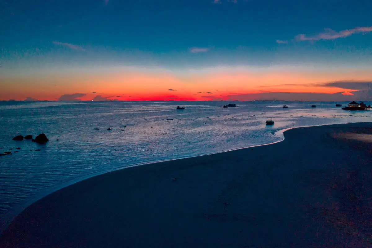 The Mauritius Tour package lets you have new experiences, adventures, and relaxation all at once.