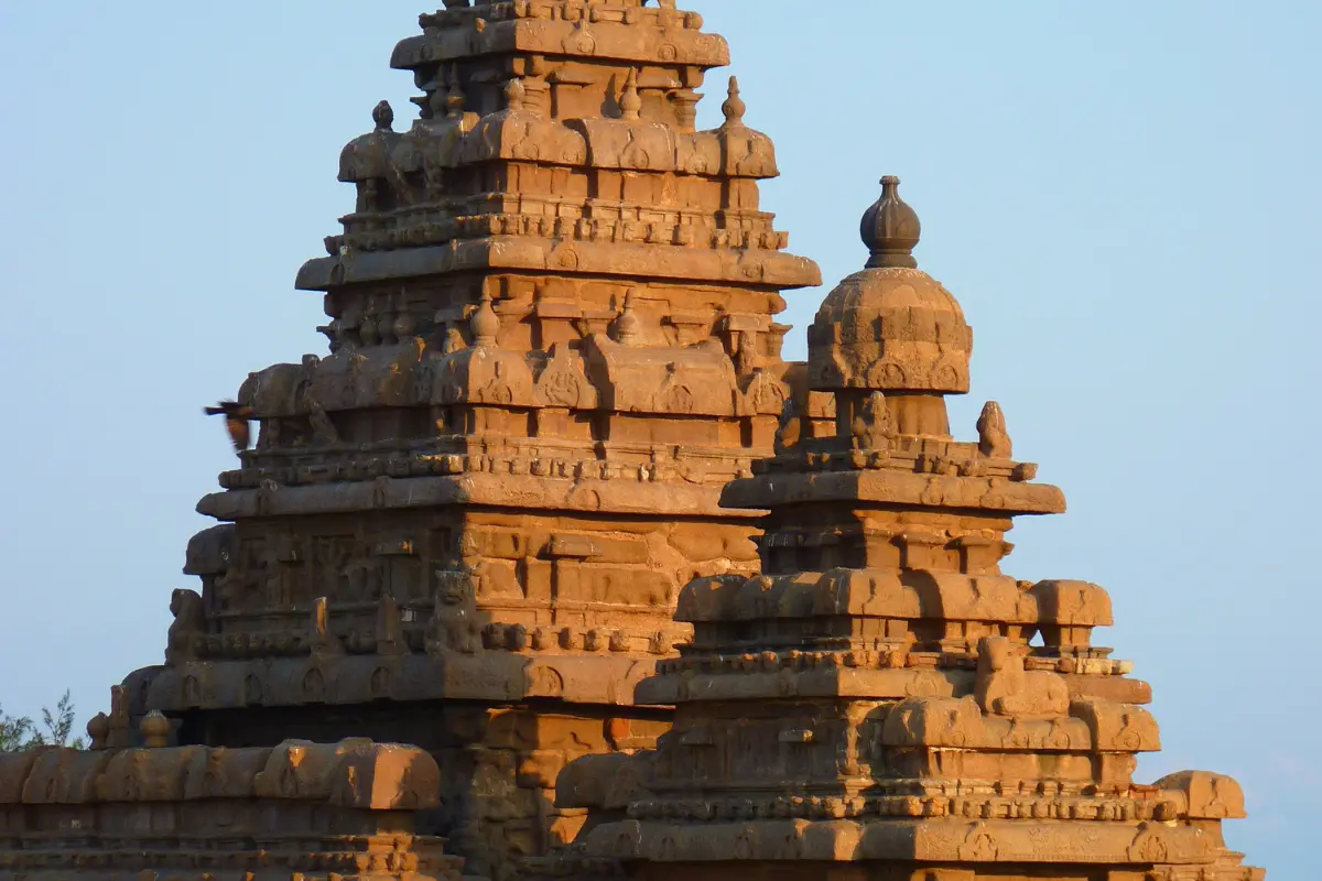 Beautiful view of a temple in Gujarat with amazing designs and a peaceful feeling.