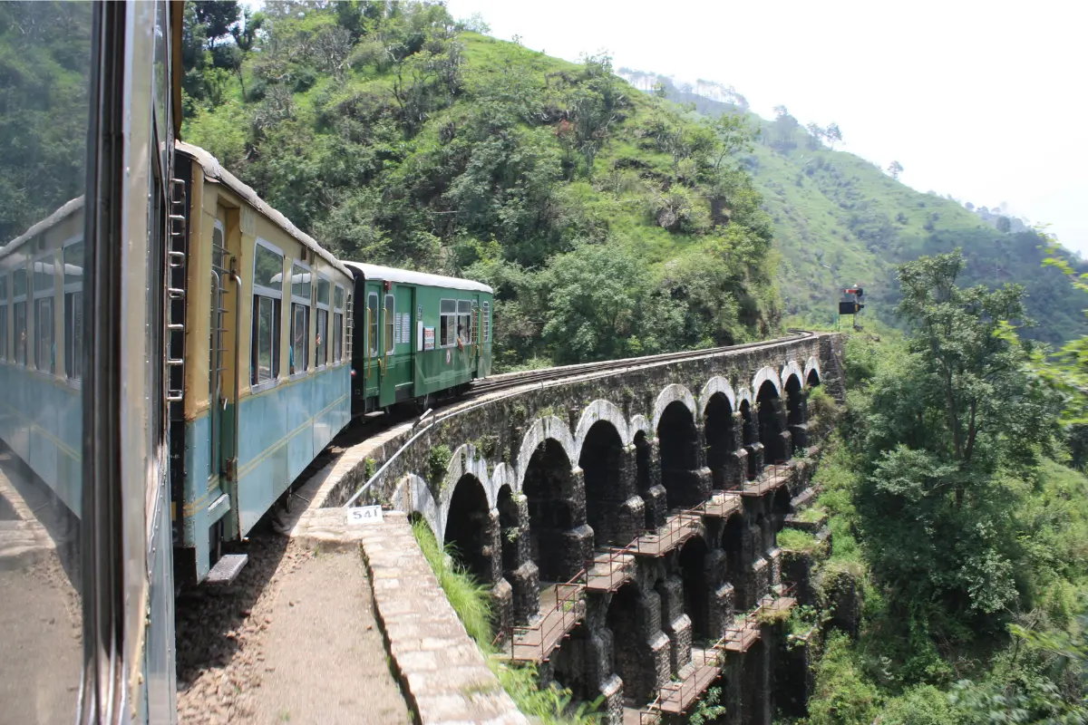 Hop on a scenic train ride in Shimla with your partner and soak in the breathtaking views together.