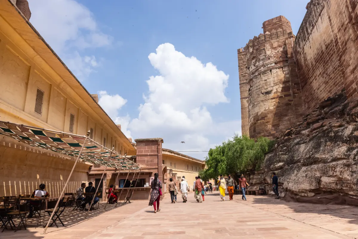 Explore the culture, tradition, and local food of Rajasthan and make your trip awesome.